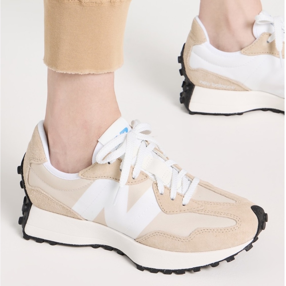 New Balance 327